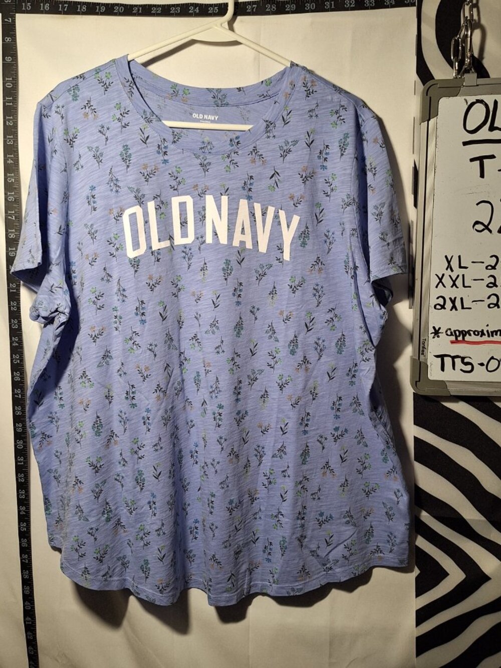 NWT Old Navy Shirt, Blue w/Flowers Floral, 2XL - Picture 3 of 7
